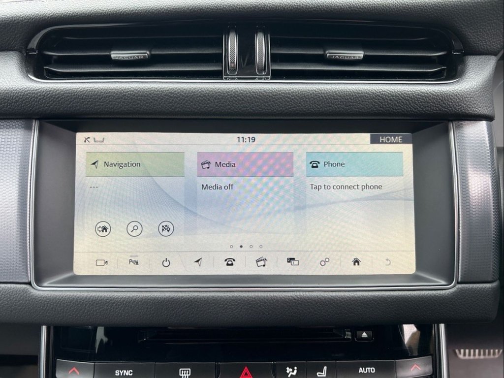 Used Jaguar XF 2018 for sale - 77795040: Photo 22