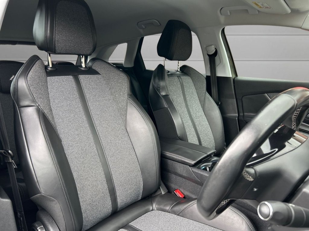 Used Peugeot 3008 2018 for sale - 77634582: Photo 10