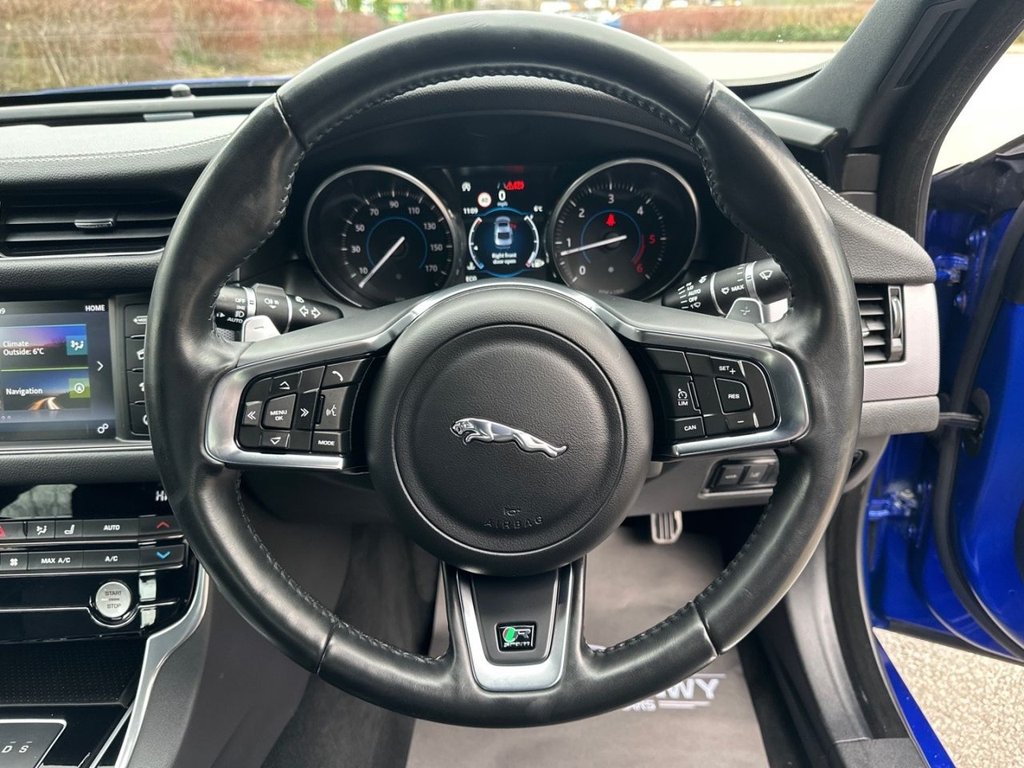 Used Jaguar XF 2018 for sale - 77594305: Photo 18