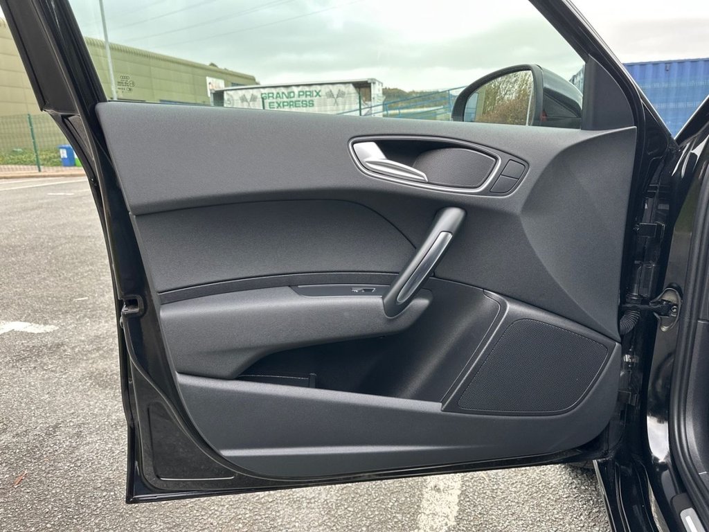 Used Audi A1 2015 for sale - 76453931: Photo 25