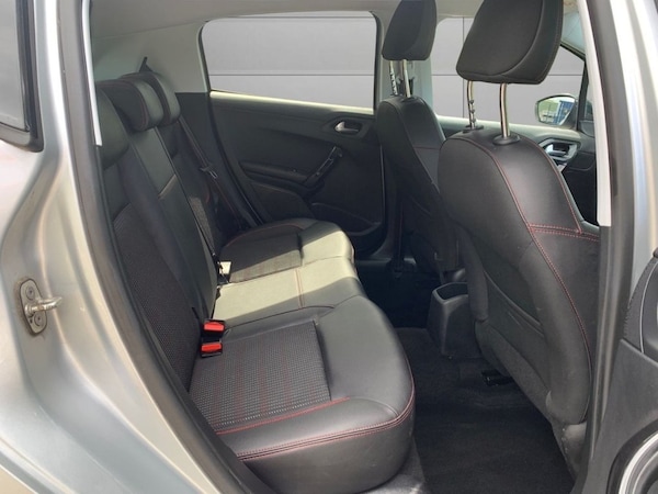 Used Peugeot 208 2016 for sale - 74522965: Photo 17