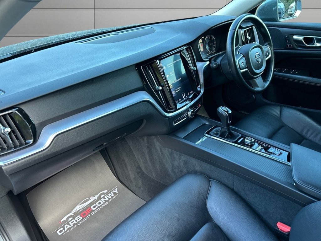 Used Volvo V60 2019 for sale - 77779866: Photo 14