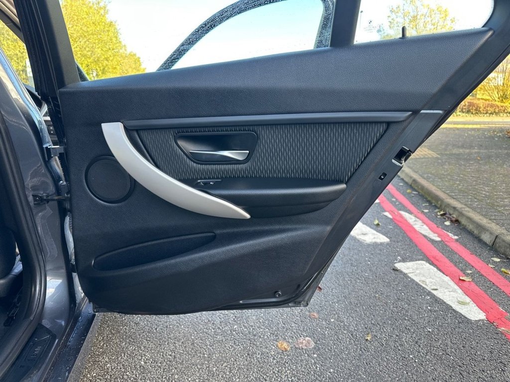 Used BMW 3 Series 2013 for sale - 76670695: Photo 24