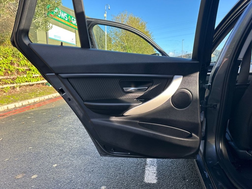 Used BMW 3 Series 2013 for sale - 76670695: Photo 26