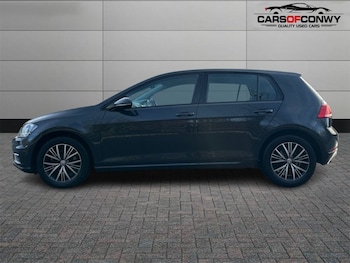 Used Volkswagen Golf 2018 for sale - 78587372: Photo