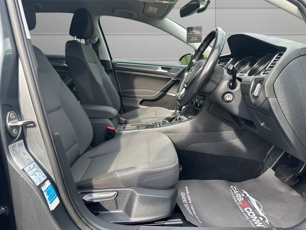 Used Volkswagen Golf 2018 for sale - 76985875: Photo 11