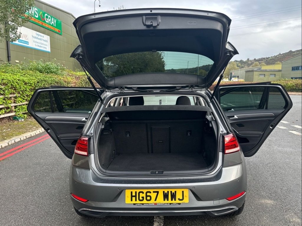 Used Volkswagen Golf 2018 for sale - 76985875: Photo 26