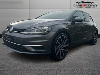 Used Volkswagen Golf 2018 for sale - 76985875: Photo