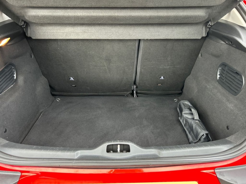 Used Citroen C4 Cactus 2017 for sale - 77952327: Photo 29