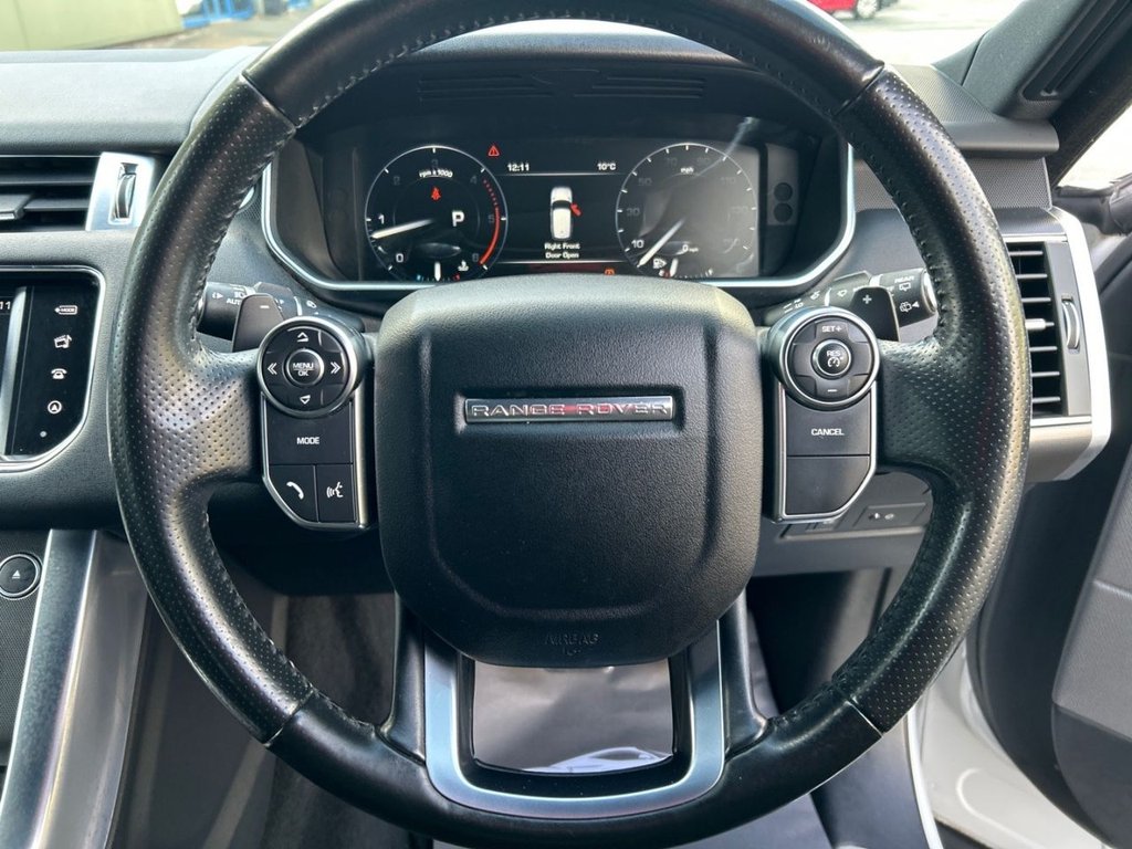 Used Land Rover Range Rover Sport 2016 for sale - 76665812: Photo 18