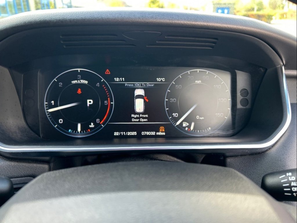 Used Land Rover Range Rover Sport 2016 for sale - 76665812: Photo 19