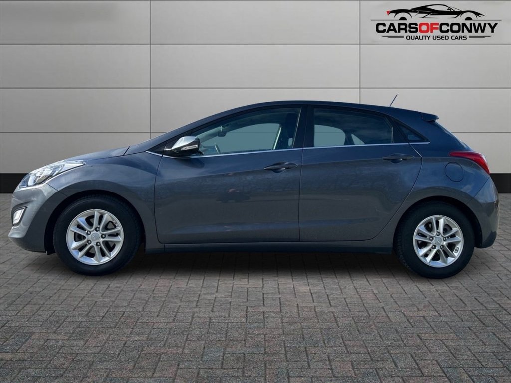 Used Hyundai i30 2016 for sale - 77897495: Photo 4