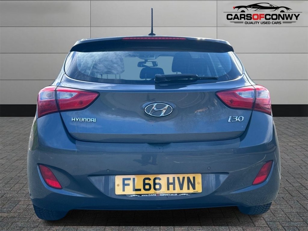 Used Hyundai i30 2016 for sale - 77897495: Photo 6