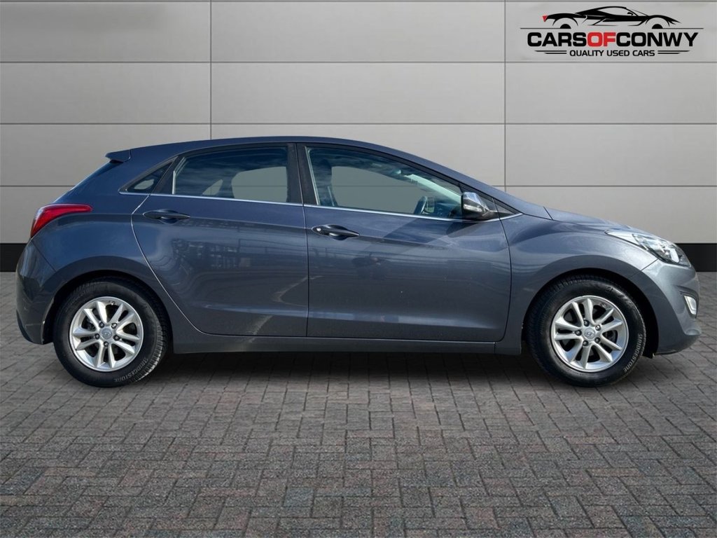 Used Hyundai i30 2016 for sale - 77897495: Photo 8