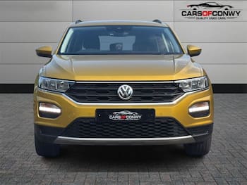 Used Volkswagen T-Roc 2018 for sale - 79842967: Photo