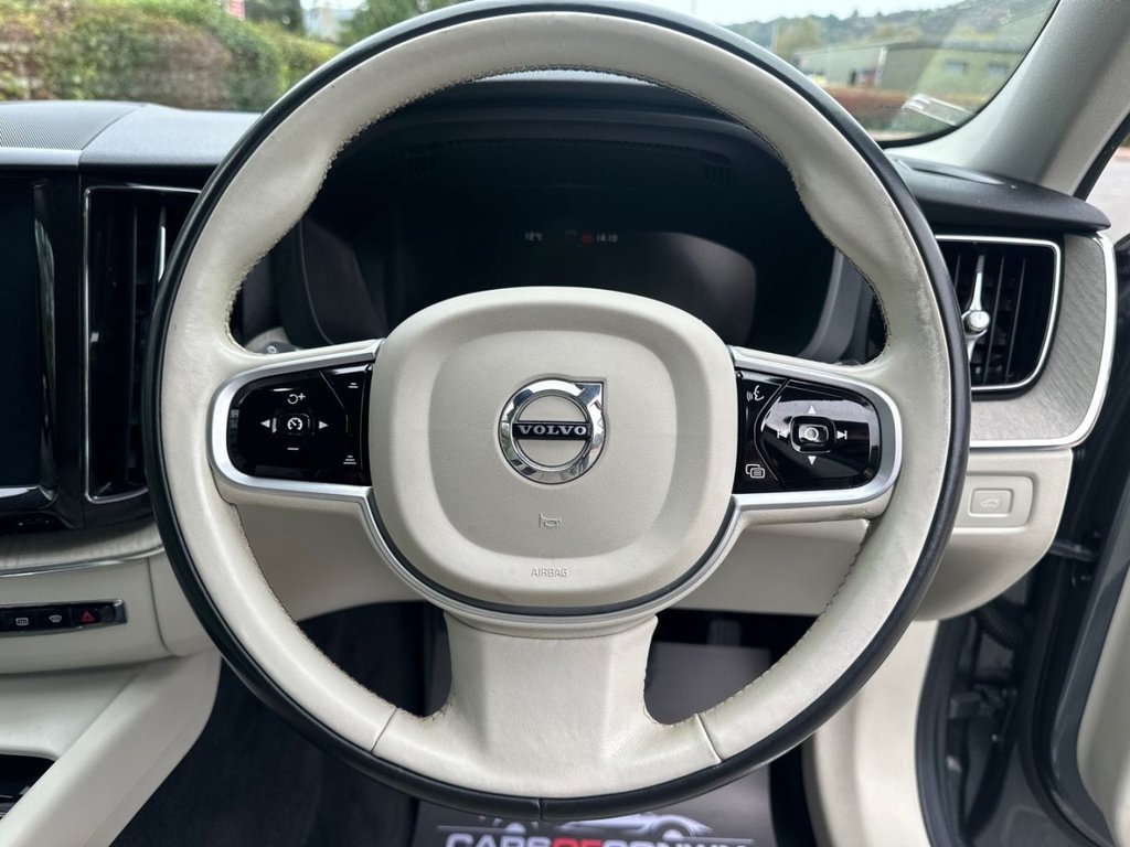 Used Volvo XC60 2018 for sale - 76313231: Photo 18