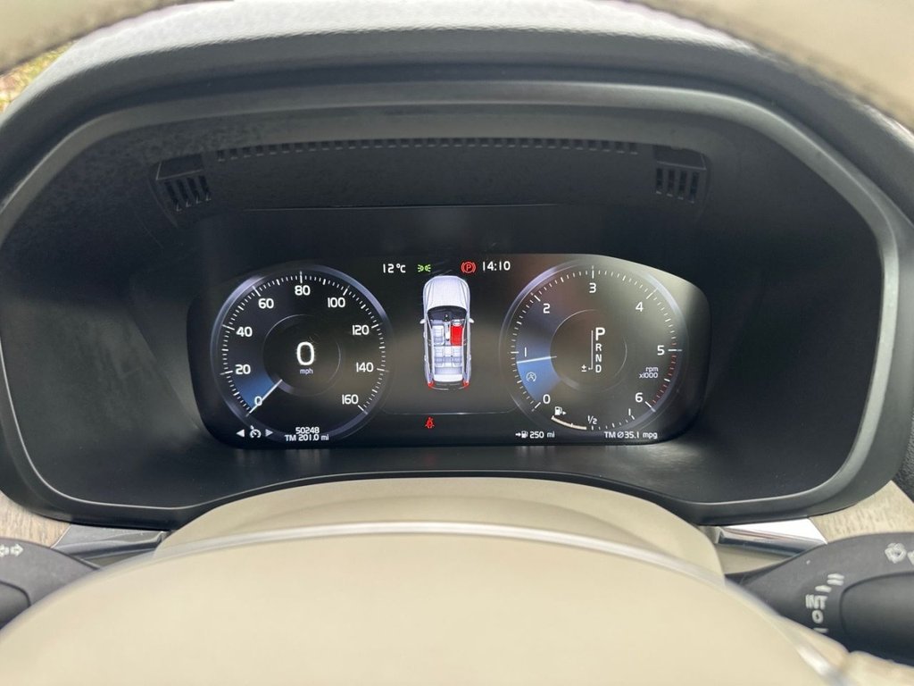 Used Volvo XC60 2018 for sale - 76313231: Photo 19