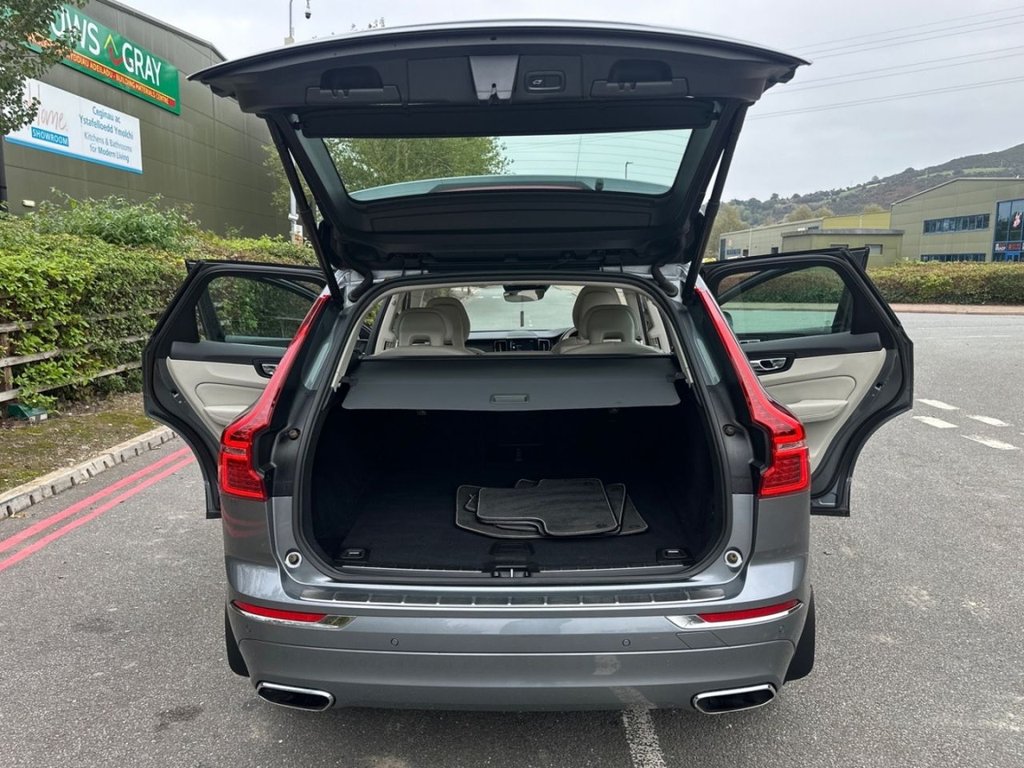 Used Volvo XC60 2018 for sale - 76313231: Photo 29