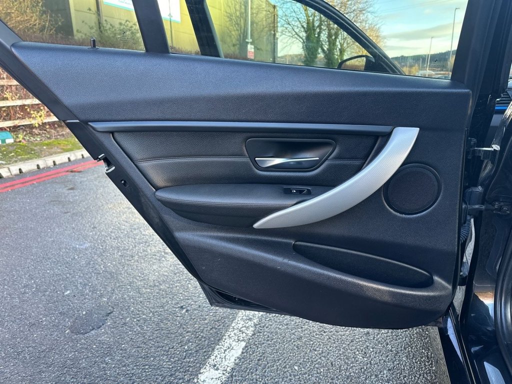 Used BMW 3 Series 2014 for sale - 77020479: Photo 27