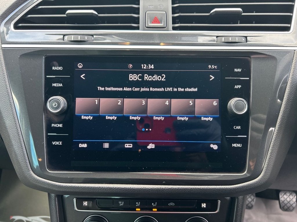 Used Volkswagen Tiguan 2018 for sale - 77088858: Photo 22