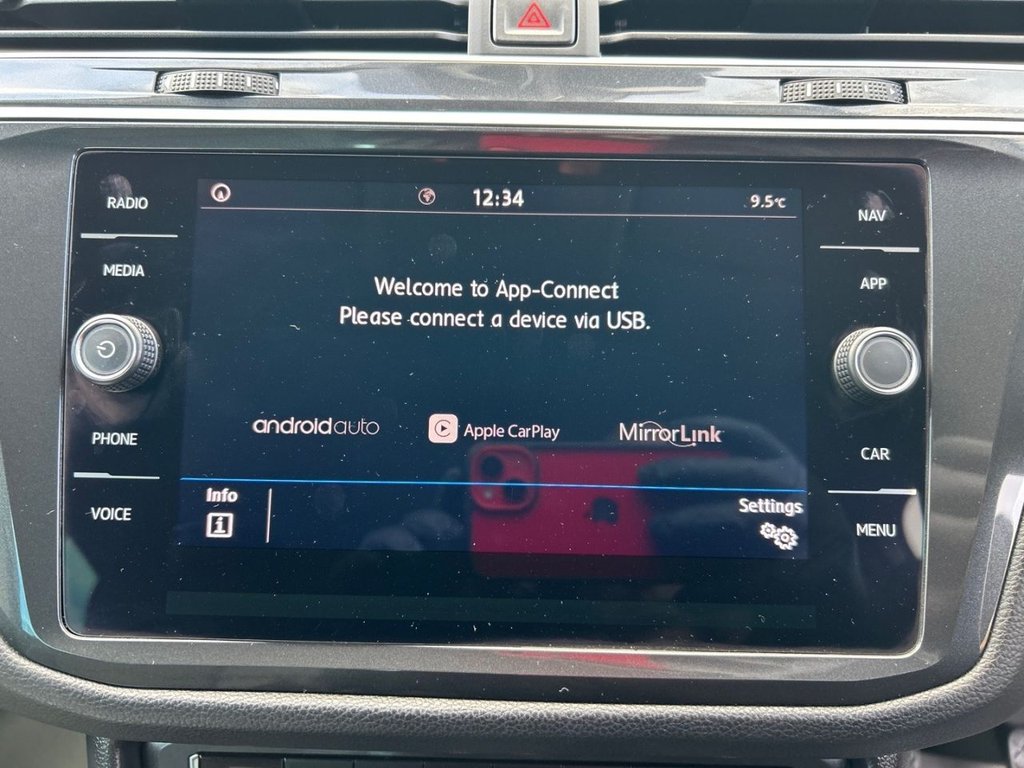 Used Volkswagen Tiguan 2018 for sale - 77088858: Photo 24