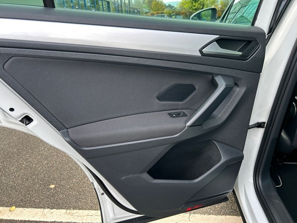 Used Volkswagen Tiguan 2018 for sale - 77088858: Photo 28