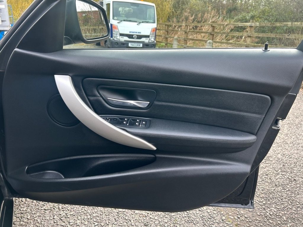 Used BMW 3 Series 2016 for sale - 76966280: Photo 24