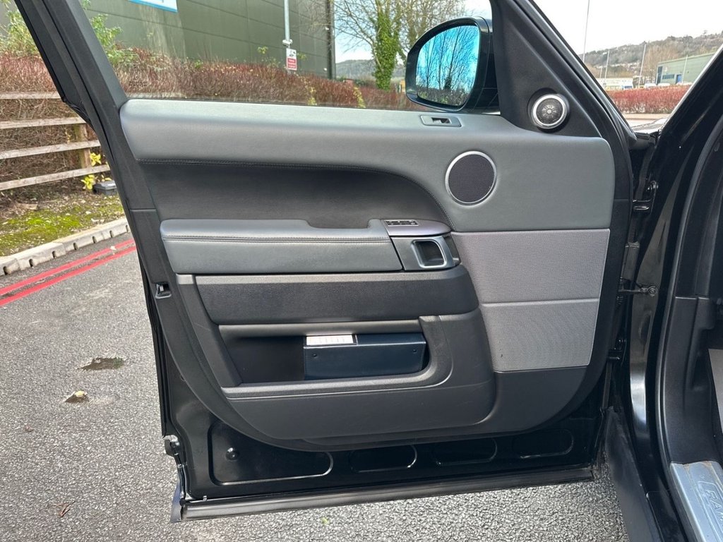 Used Tesla Model Y 2022 for sale - 77133744: Photo 26