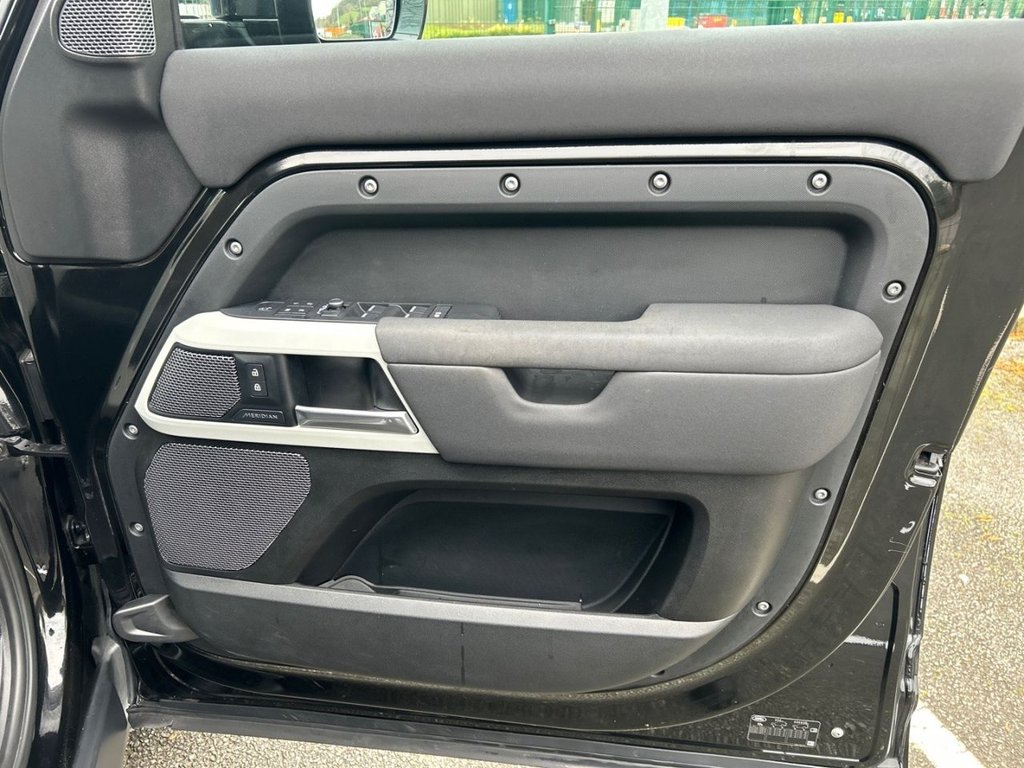 Used Land Rover Defender 2021 for sale - 77780493: Photo 25