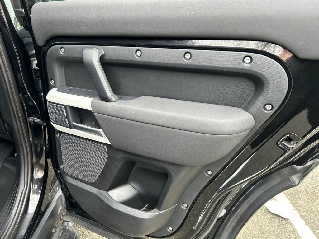 Used Land Rover Defender 2021 for sale - 77780493: Photo 26