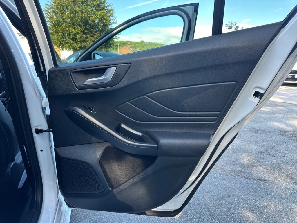 Used Ford Focus 2020 for sale - 76073988: Photo 25