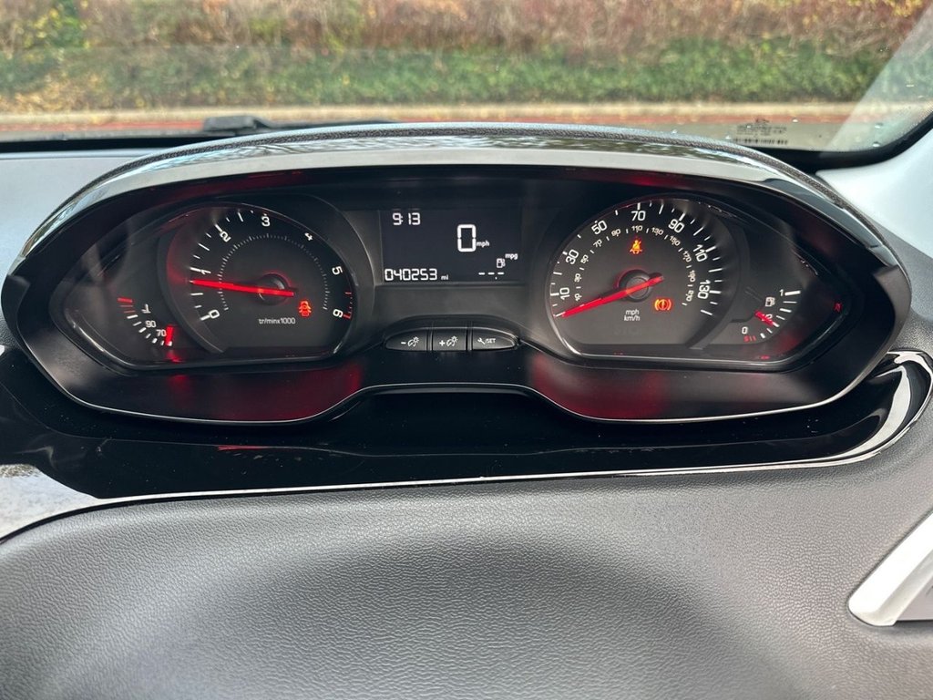 Used Peugeot 208 2012 for sale - 77049003: Photo 19