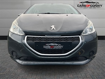 Used Peugeot 208 2012 for sale - 77049003: Photo