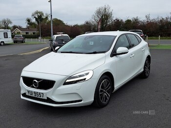 Used Volvo V40 2018 for sale - 76228628: Photo