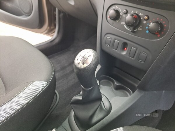 Used Dacia Sandero Stepway 2018 for sale - 76296376: Photo 13