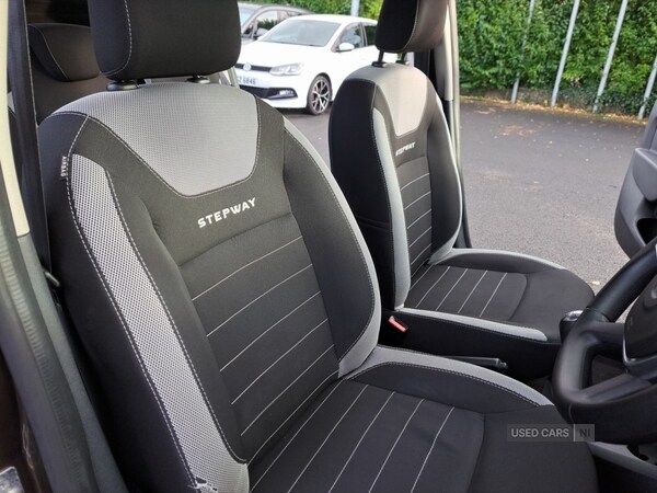 Used Dacia Sandero Stepway 2018 for sale - 76296376: Photo 17