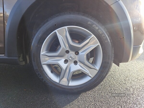 Used Dacia Sandero Stepway 2018 for sale - 76296376: Photo 24