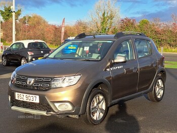 Used Dacia Sandero Stepway 2018 for sale - 76296376: Photo