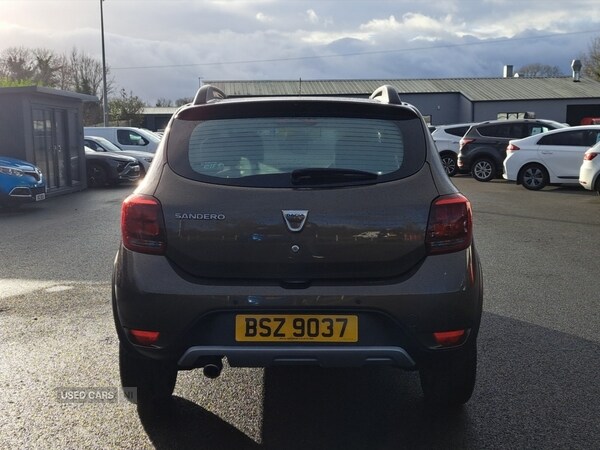 Used Dacia Sandero Stepway 2018 for sale - 76296376: Photo 6