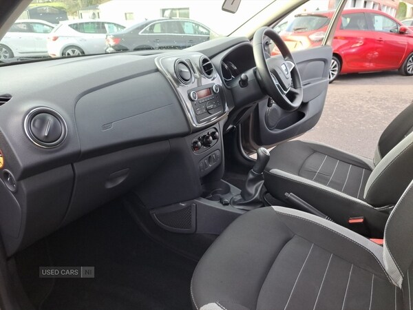 Used Dacia Sandero Stepway 2018 for sale - 76296376: Photo 9