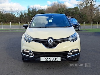 Used Renault Captur 2015 for sale - 77359512: Photo