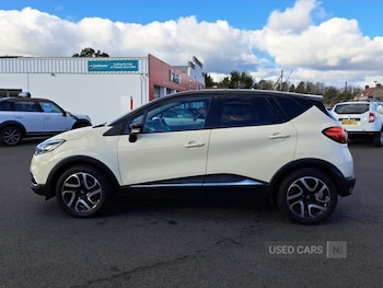 Used Renault Captur 2015 for sale - 77359512: Photo