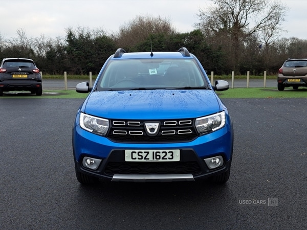 Used Dacia Sandero Stepway 2018 for sale - 76500242: Photo 2