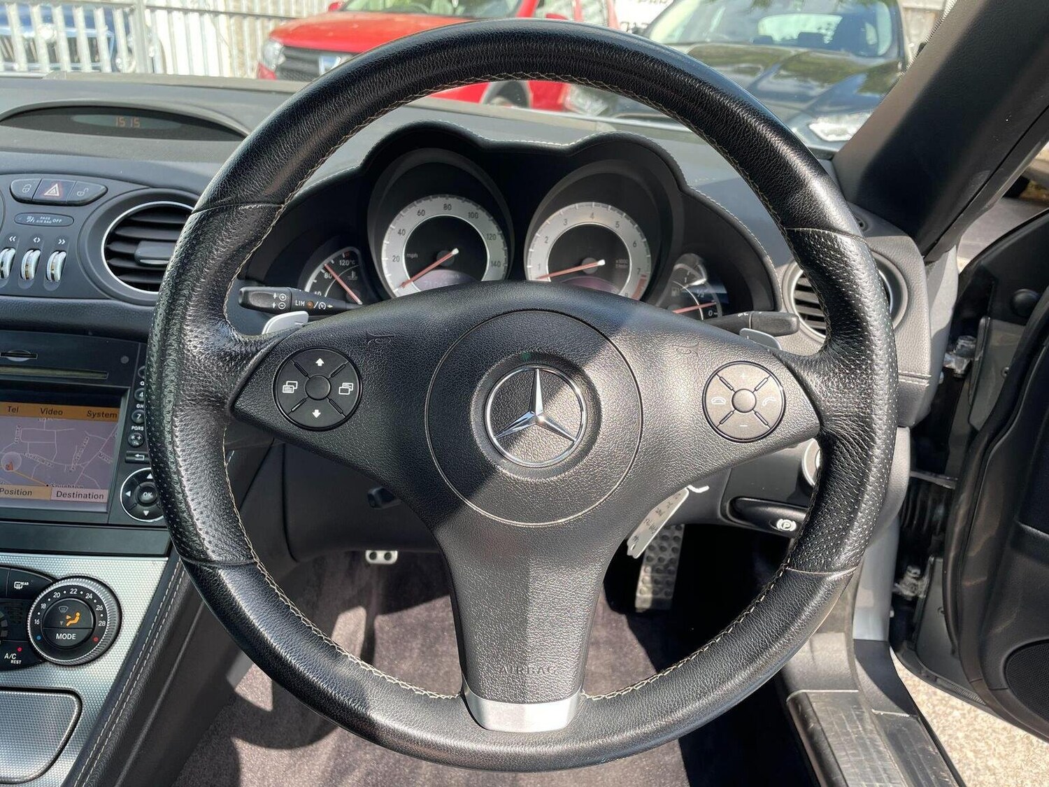 Used Mercedes-Benz SL 2009 for sale - 78149894: Photo 23