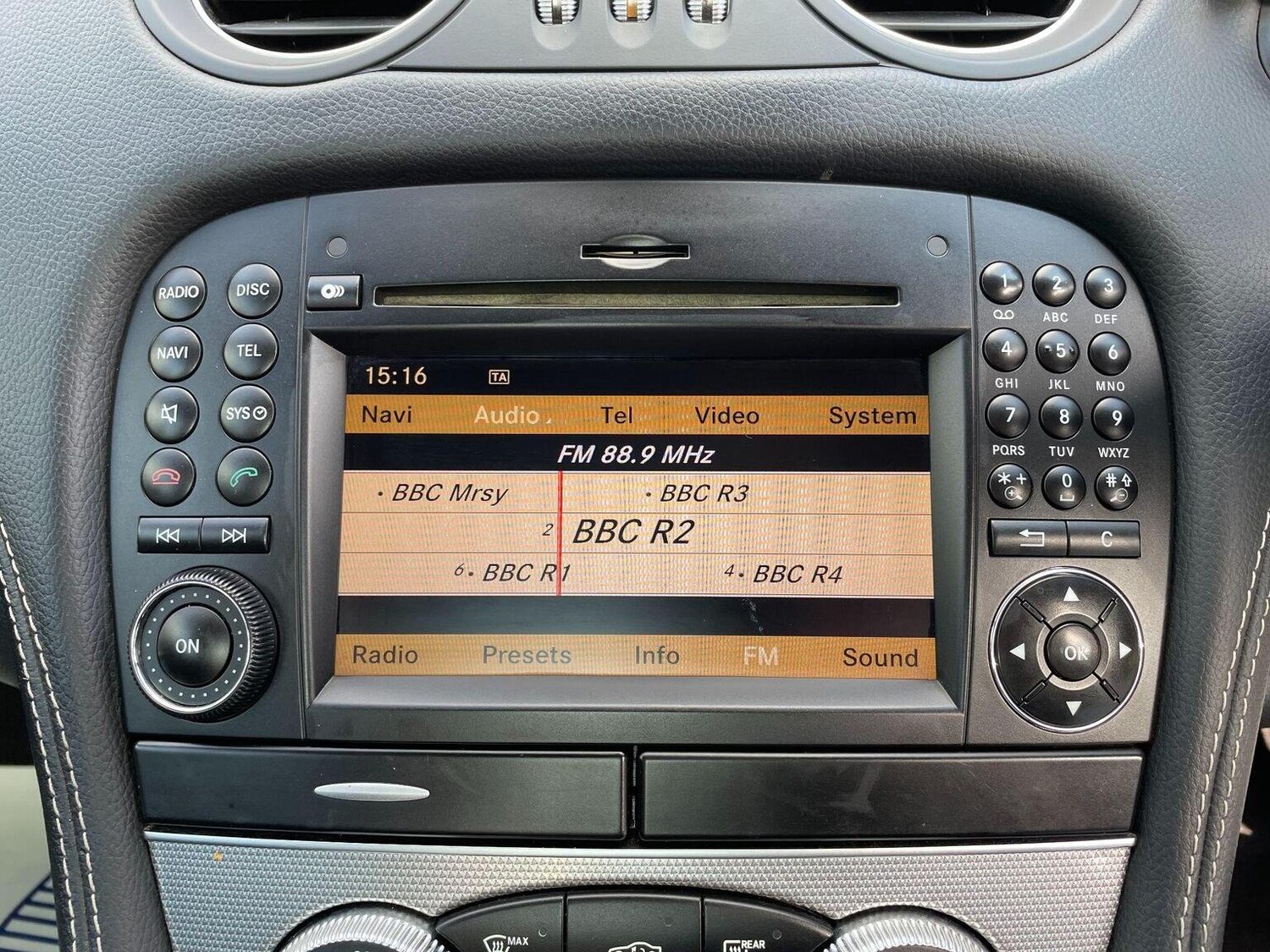 Used Mercedes-Benz SL 2009 for sale - 78149894: Photo 26