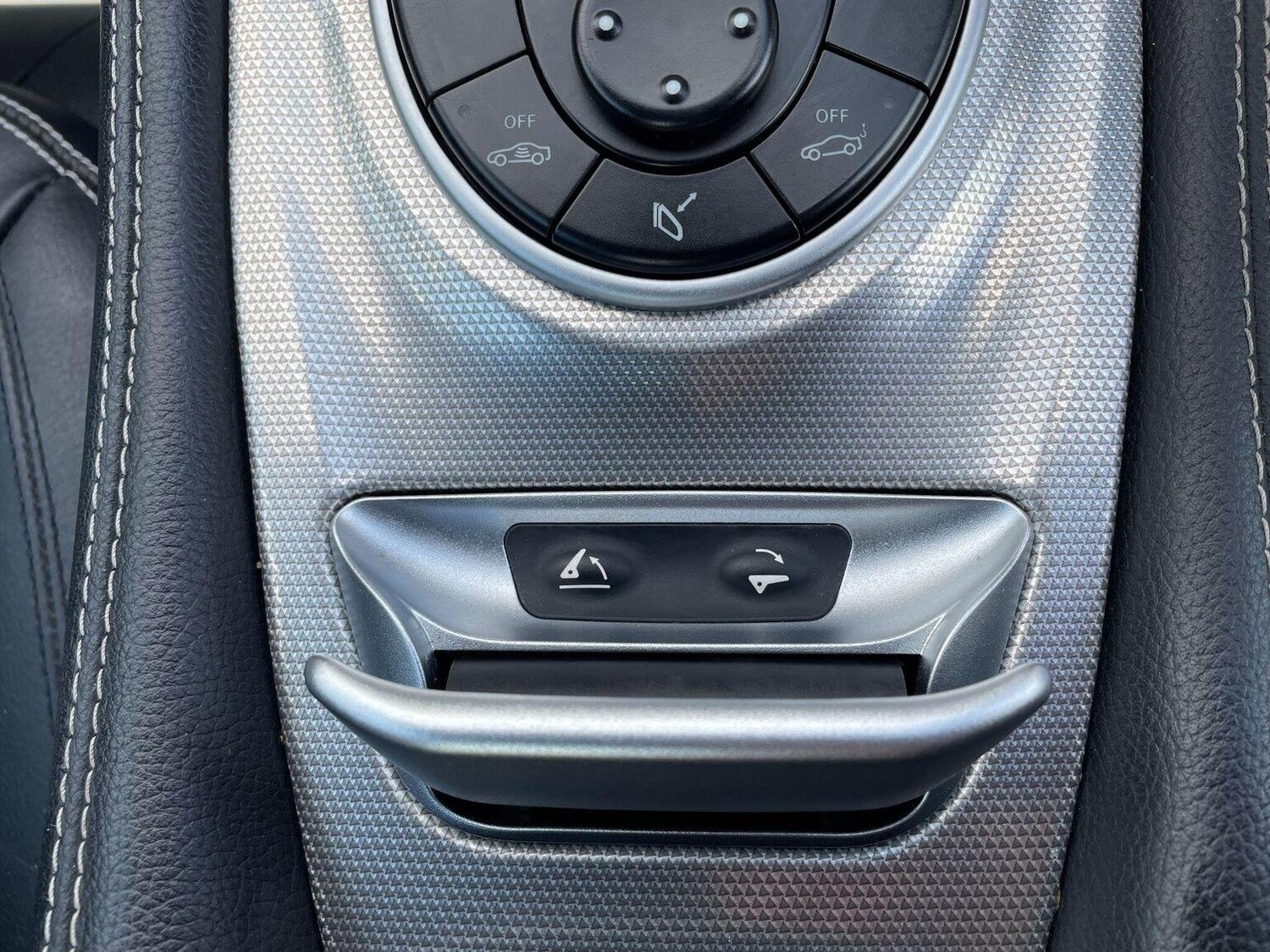 Used Mercedes-Benz SL 2009 for sale - 78149894: Photo 33