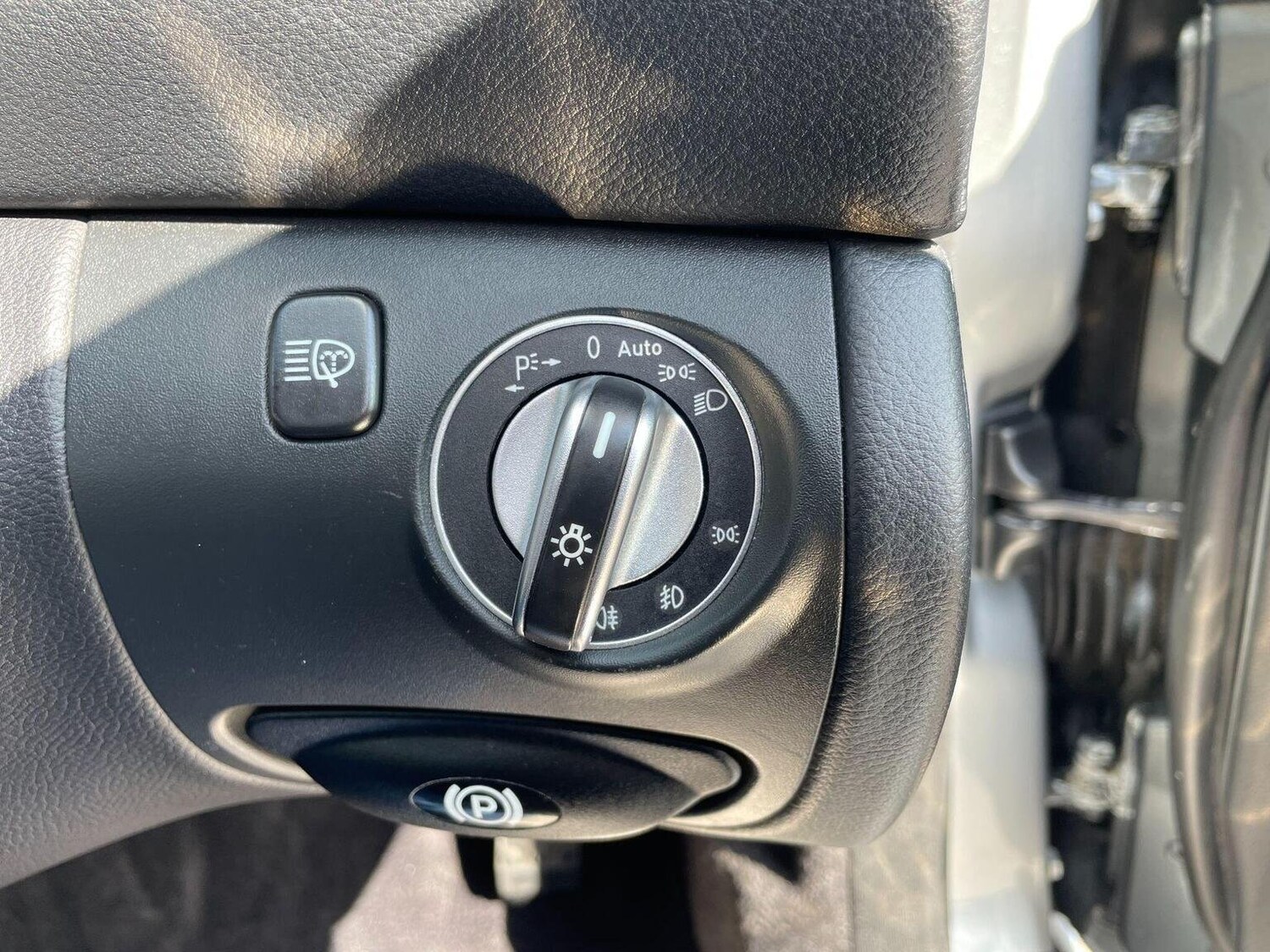 Used Mercedes-Benz SL 2009 for sale - 78149894: Photo 34