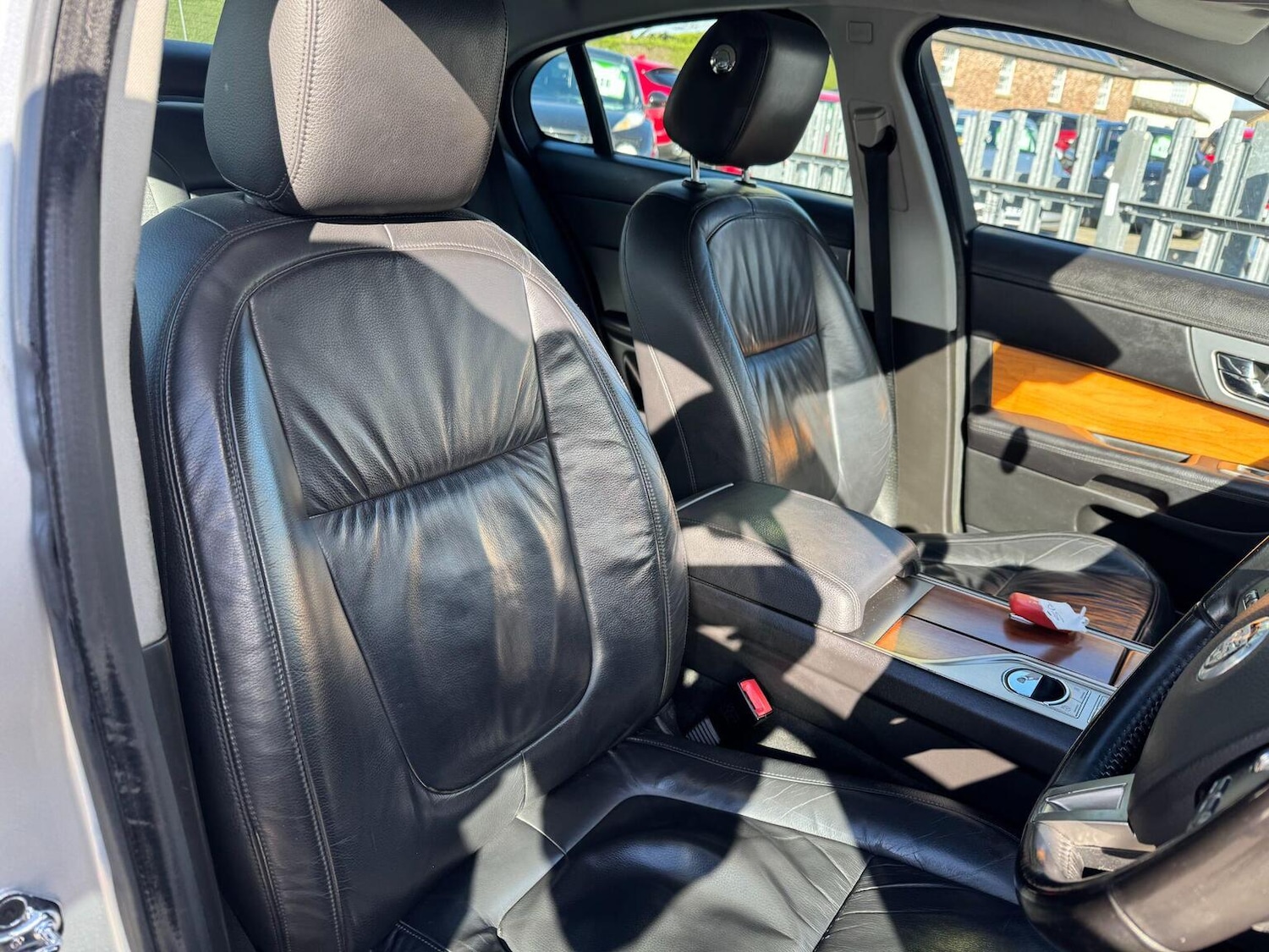 Used Jaguar XF 2011 for sale - 78149884: Photo 15