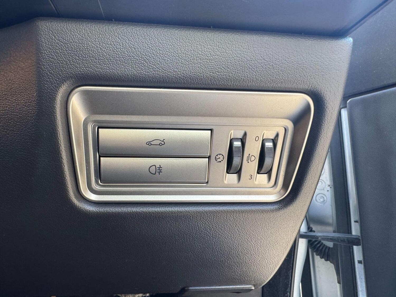 Used Jaguar XF 2011 for sale - 78149884: Photo 27