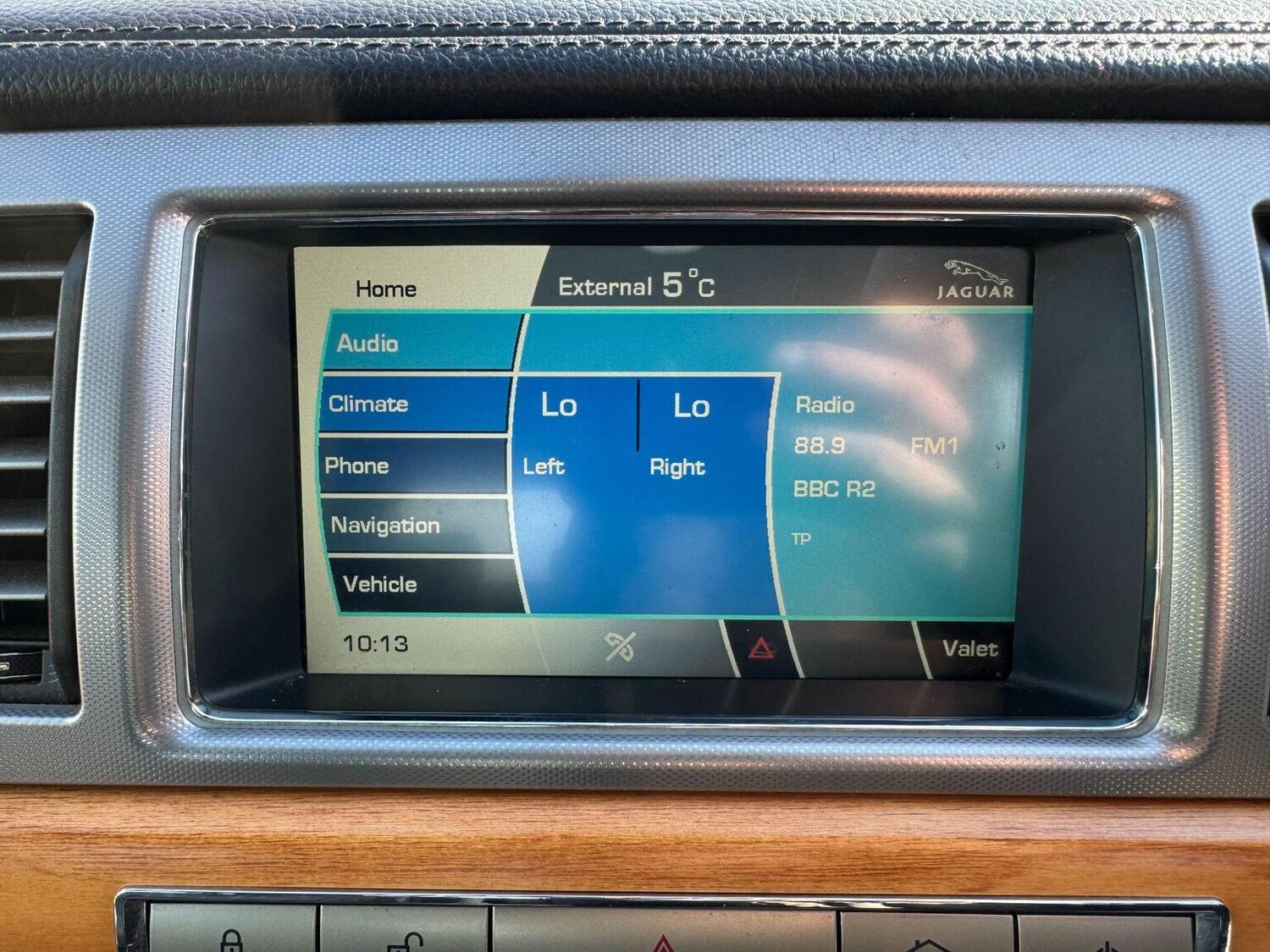 Used Jaguar XF 2011 for sale - 78149884: Photo 31